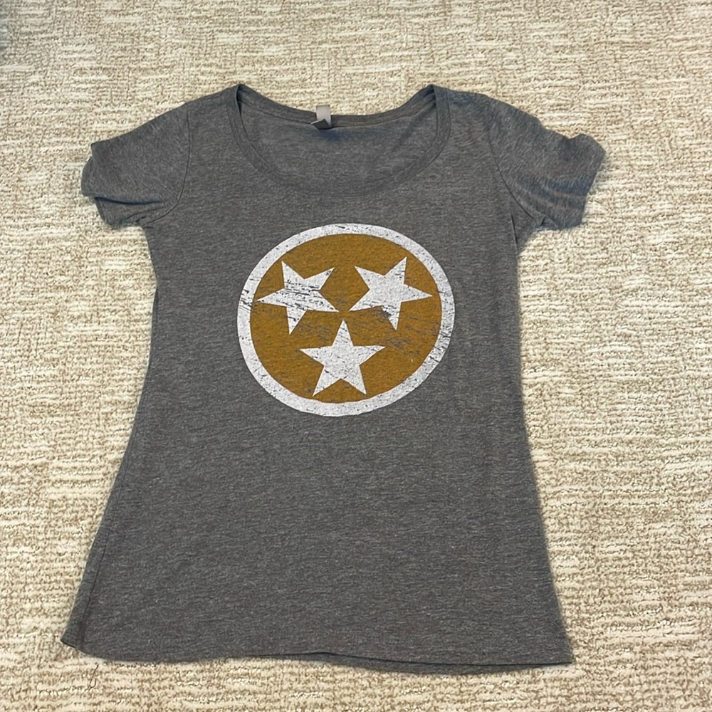 Grey distressed TN cotton tee
